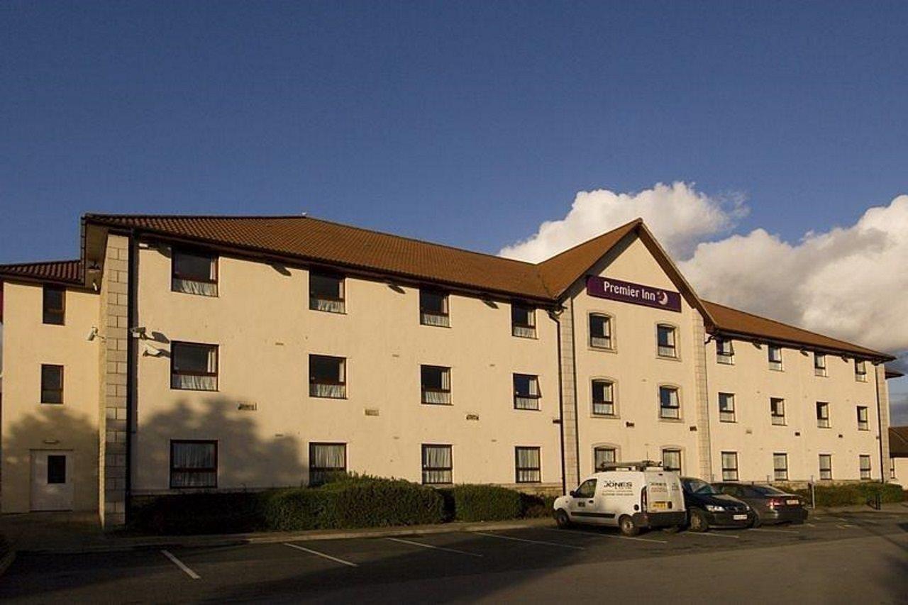 Premier Inn Haydock Park/M6 J23 Warrington Exterior photo