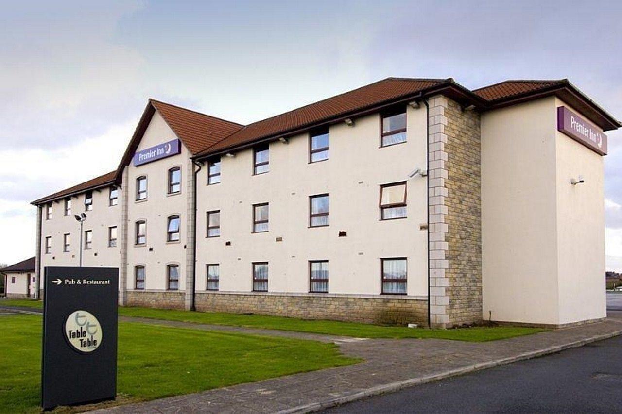 Premier Inn Haydock Park/M6 J23 Warrington Exterior photo